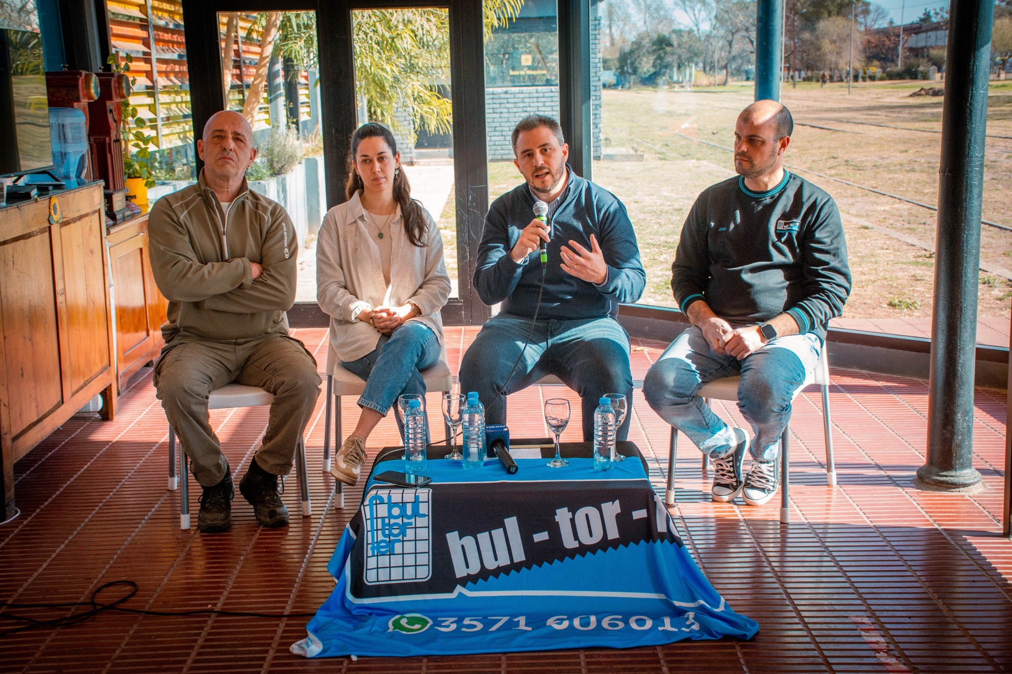LLEGA LA CHARLA DEL MAESTRO GRIMOLDI Y EL LANZAMIENTO DE BARRIOS QUE BROTAN