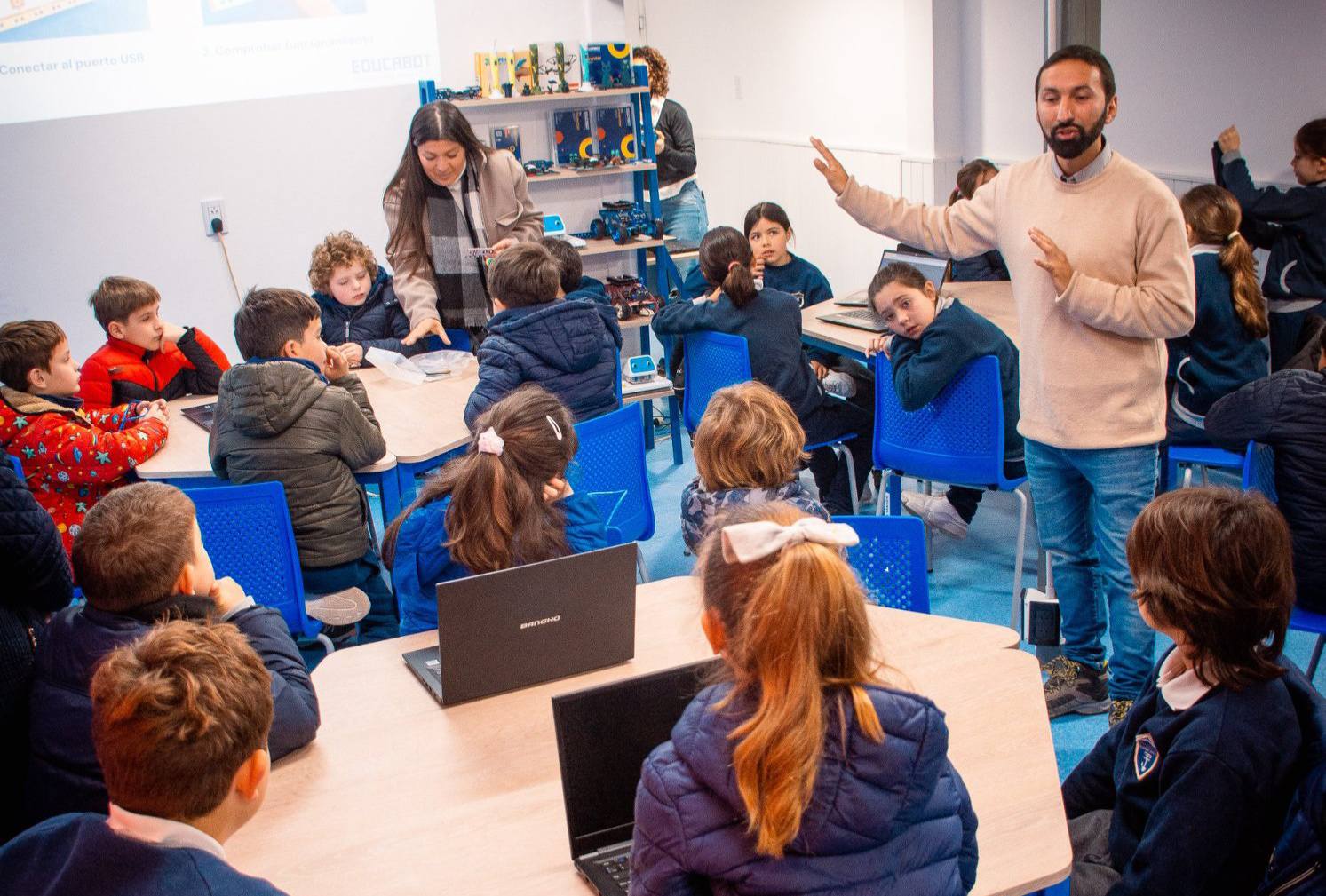 EL AULA STEAM MAKER ABRIÓ SUS PUERTAS A LOS COLEGIOS